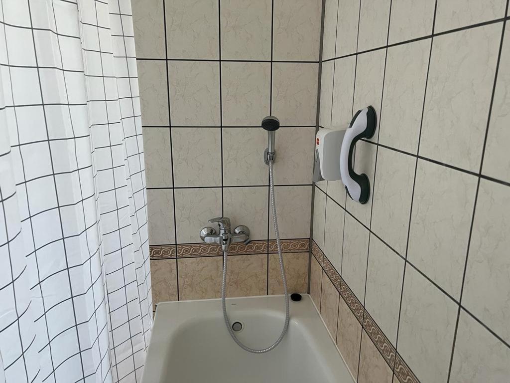 Hotel Turkovia Турек Экстерьер фото
