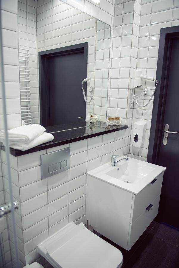 Hotel Turkovia Турек Экстерьер фото