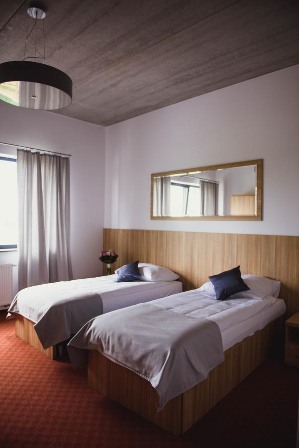 Hotel Turkovia Турек Экстерьер фото